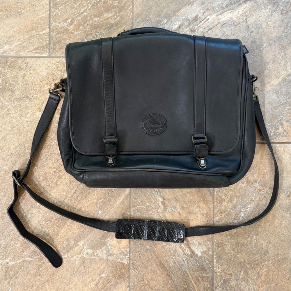 Vintage Eddie Bauer Black Leather Messenger Bag Briefcase Laptop Shoulder Bag